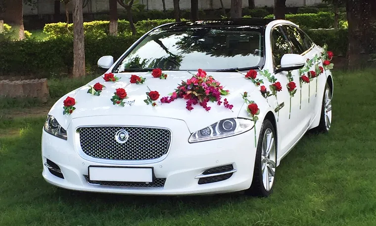 Luxury-Car-Hire-for-Wedding.webp